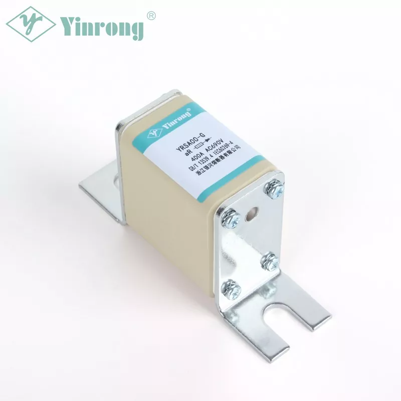 690V DIN Blade Badan Persegi Fius Kelajuan Tinggi